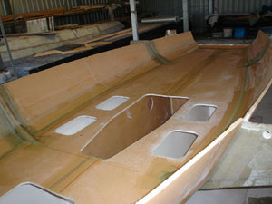 maiin  hull